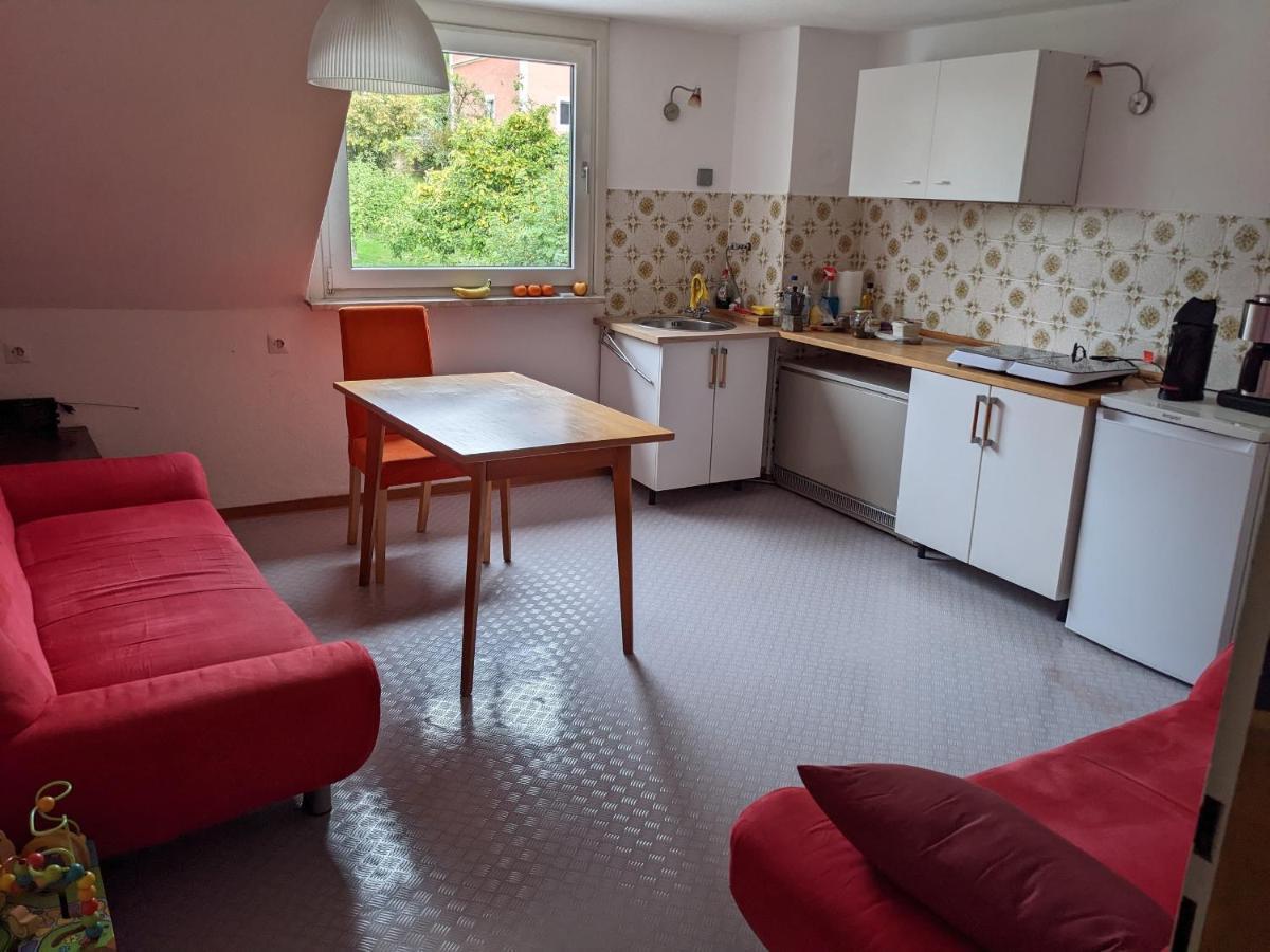 Monkey Factory - Mini Home-Stay Hostel トラーベン・トラールバッハ エクステリア 写真