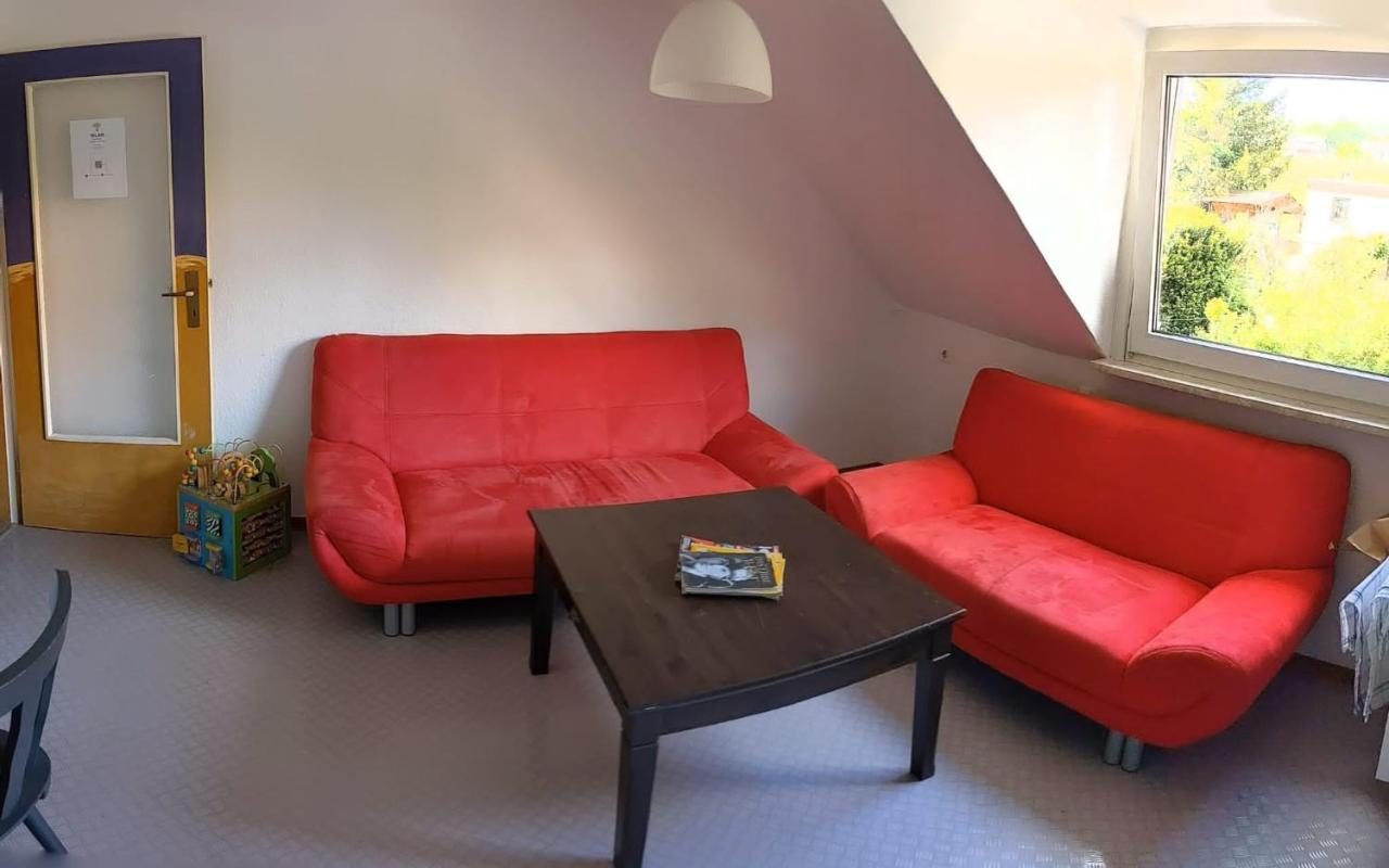 Monkey Factory - Mini Home-Stay Hostel トラーベン・トラールバッハ 部屋 写真